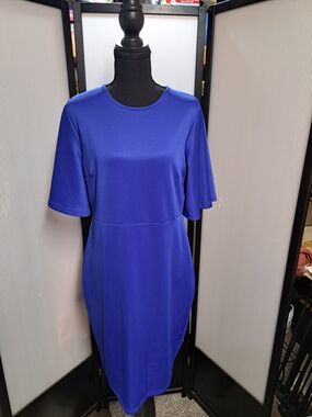 Elegant Royal Blue Short Sleeve Crewneck Dress